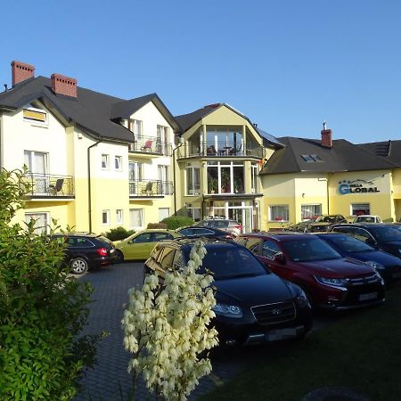 Willa Global Komfortowe Pokoje Nad Morzem Jastrzębia Góra Exteriér fotografie