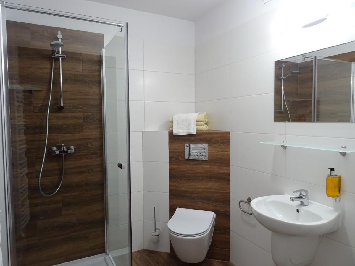 Willa Global Komfortowe Pokoje Nad Morzem Jastrzębia Góra Exteriér fotografie